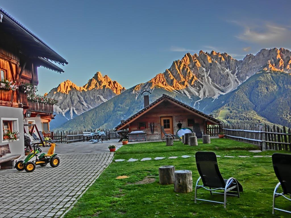 Glinzhof Mountain Natur Resort Agriturismo San Candido Exteriér fotografie