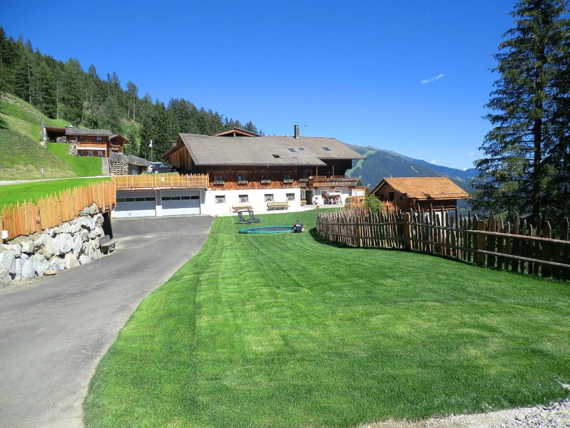 Glinzhof Mountain Natur Resort Agriturismo San Candido Exteriér fotografie
