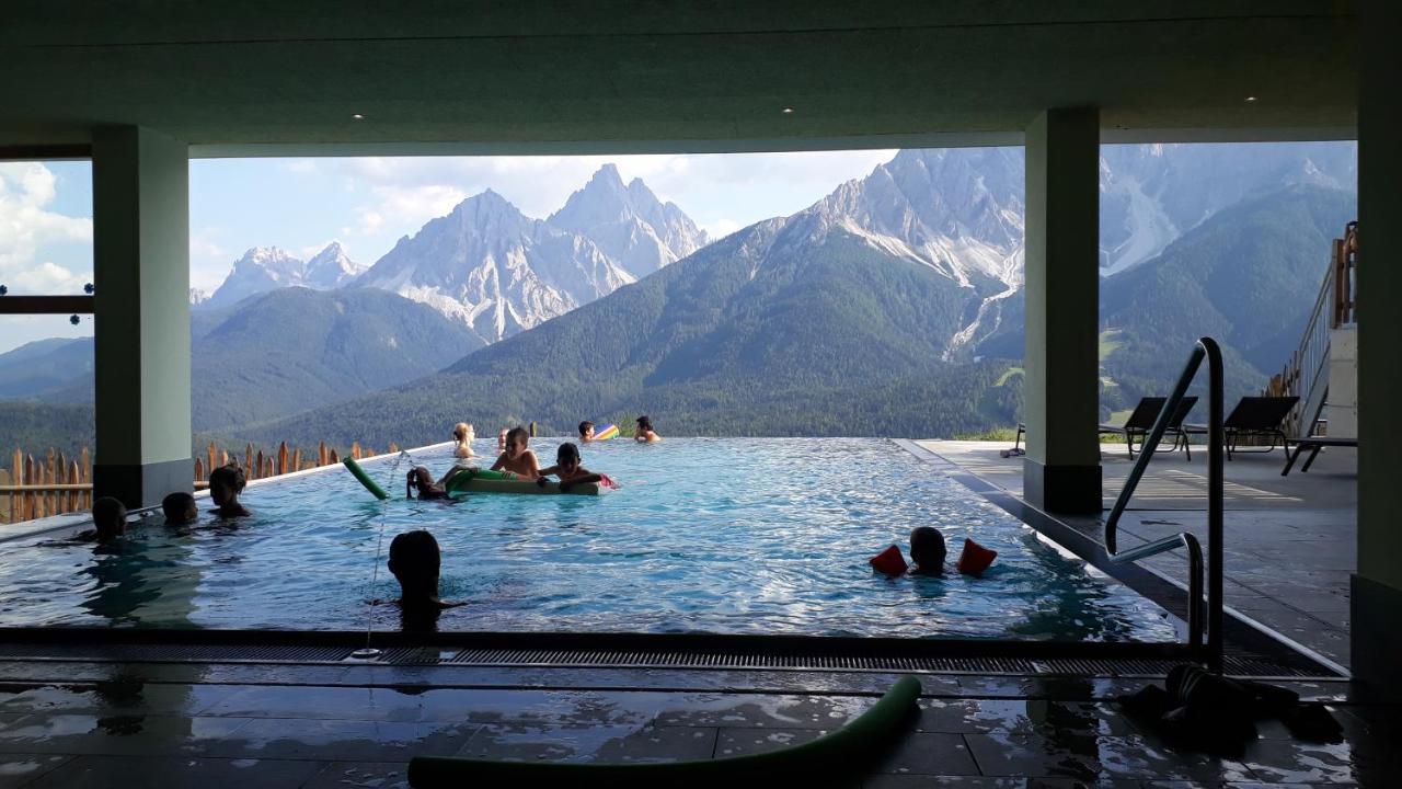 Glinzhof Mountain Natur Resort Agriturismo San Candido Exteriér fotografie